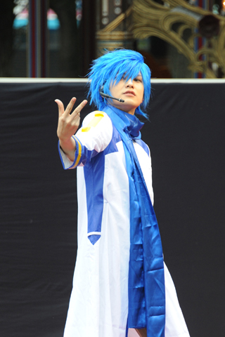 必一运动下载_罗志强现身2011中华文化游第十六届湖州含山蚕花节打破隐退传闻(图4) 必一运动官方网站